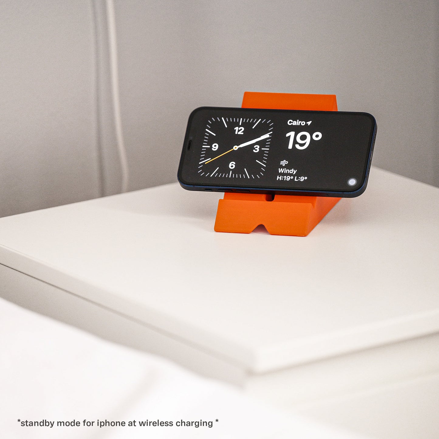 multi angle charging phone stand