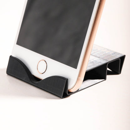 V small portable desk phone stand