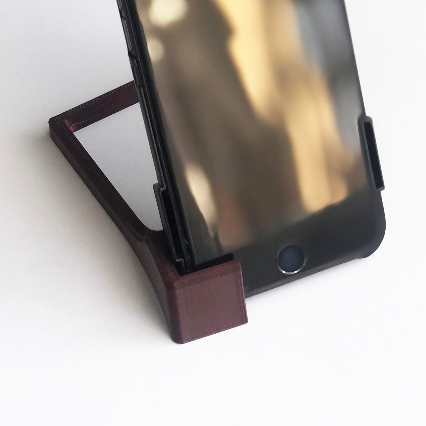 Arrow desk phone stand